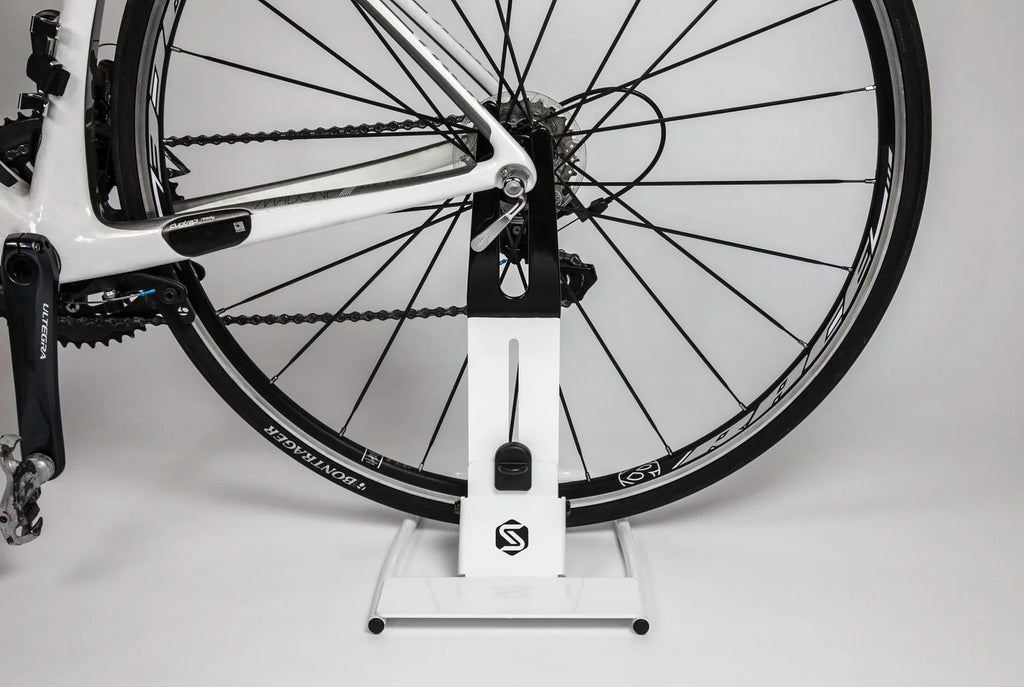 17.9 in x 13.4 in x 10.4 in Single Bike Stand F112