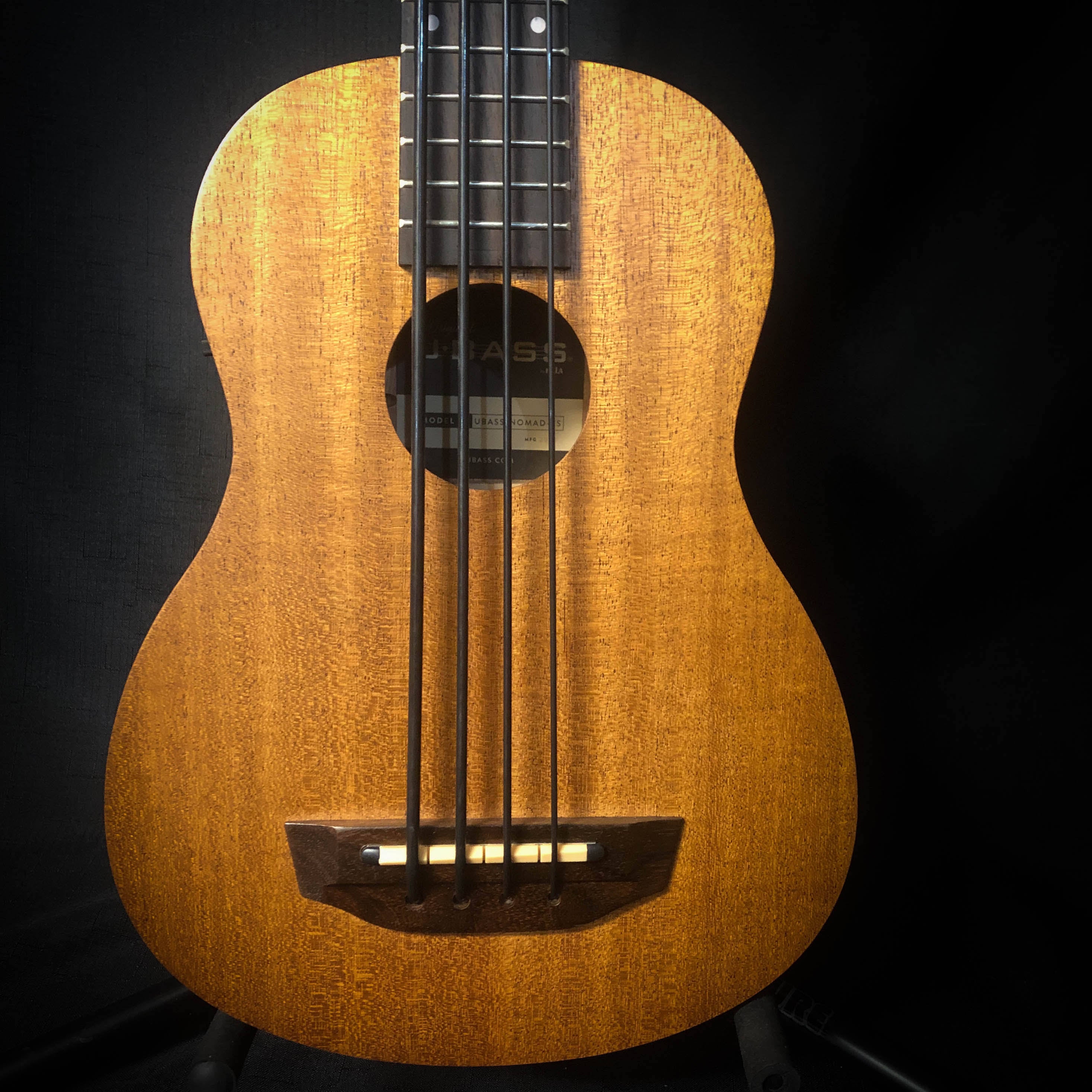 Satin Mahogany Acoustic-Electric U-Bass G893