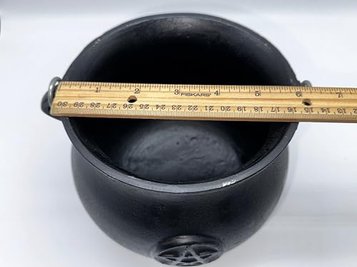 7.5" Diameter Cast Iron Cauldron with Lid and Handle A7284