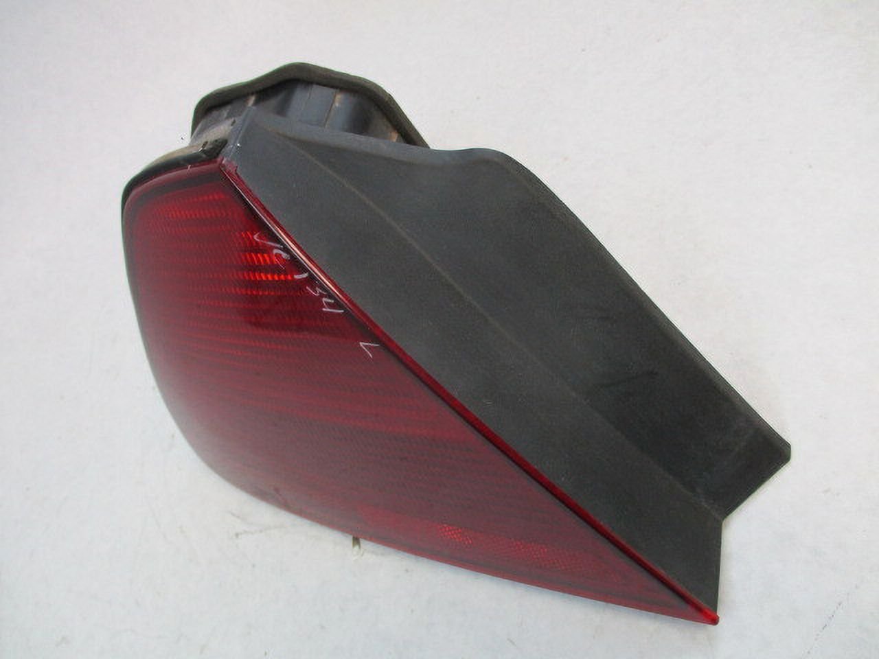 Pre-Owned Honda Accord Coupe Left Driver Tail Light K158313
