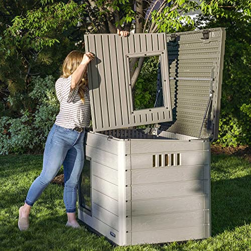 Weather Protected Dog House with Adjustable Vents X418