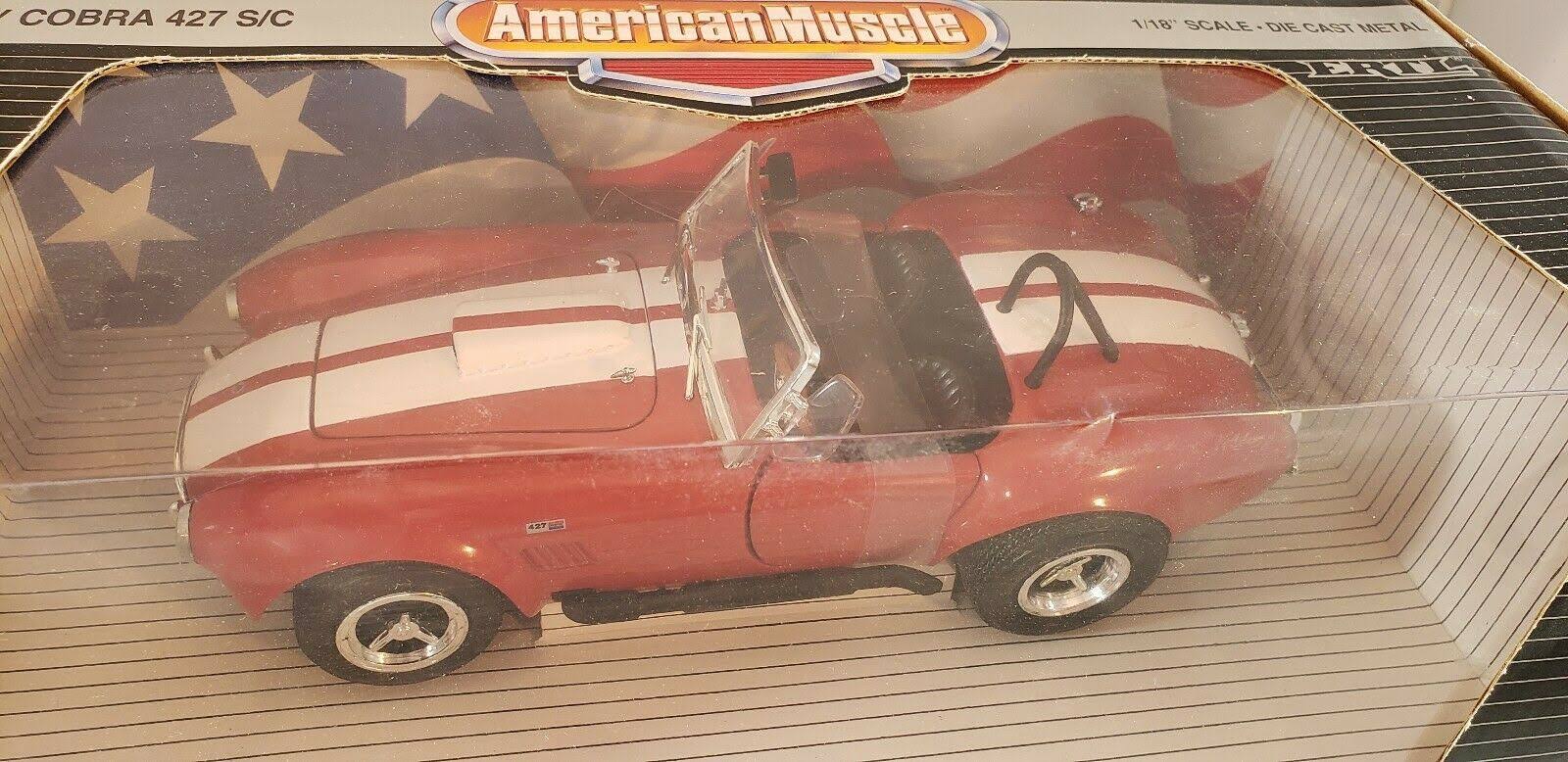 Red 1/18 Scale Diecast Car P584