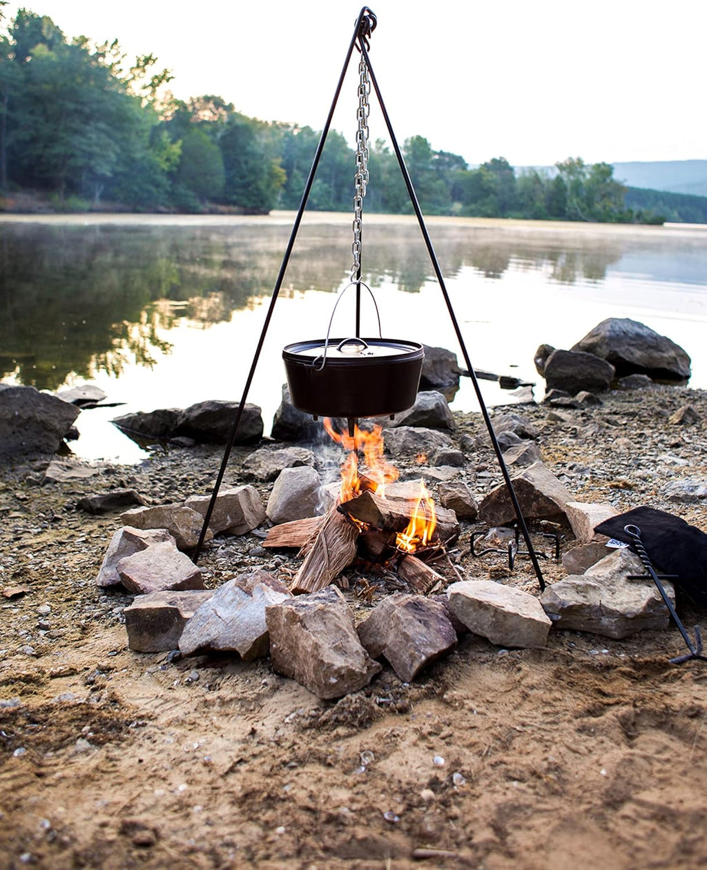 6 Quart Camp Dutch Oven with 12-Pack Aluminum Foil Liners B85285