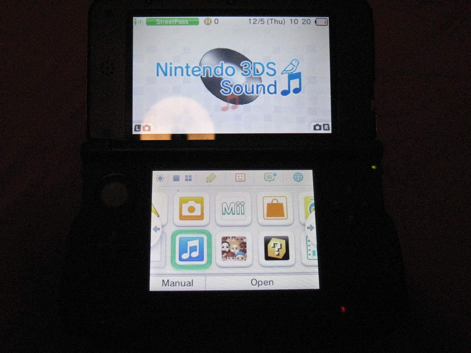 Blue Black 3DS XL with Mario Kart 7 Pre-Installed D122