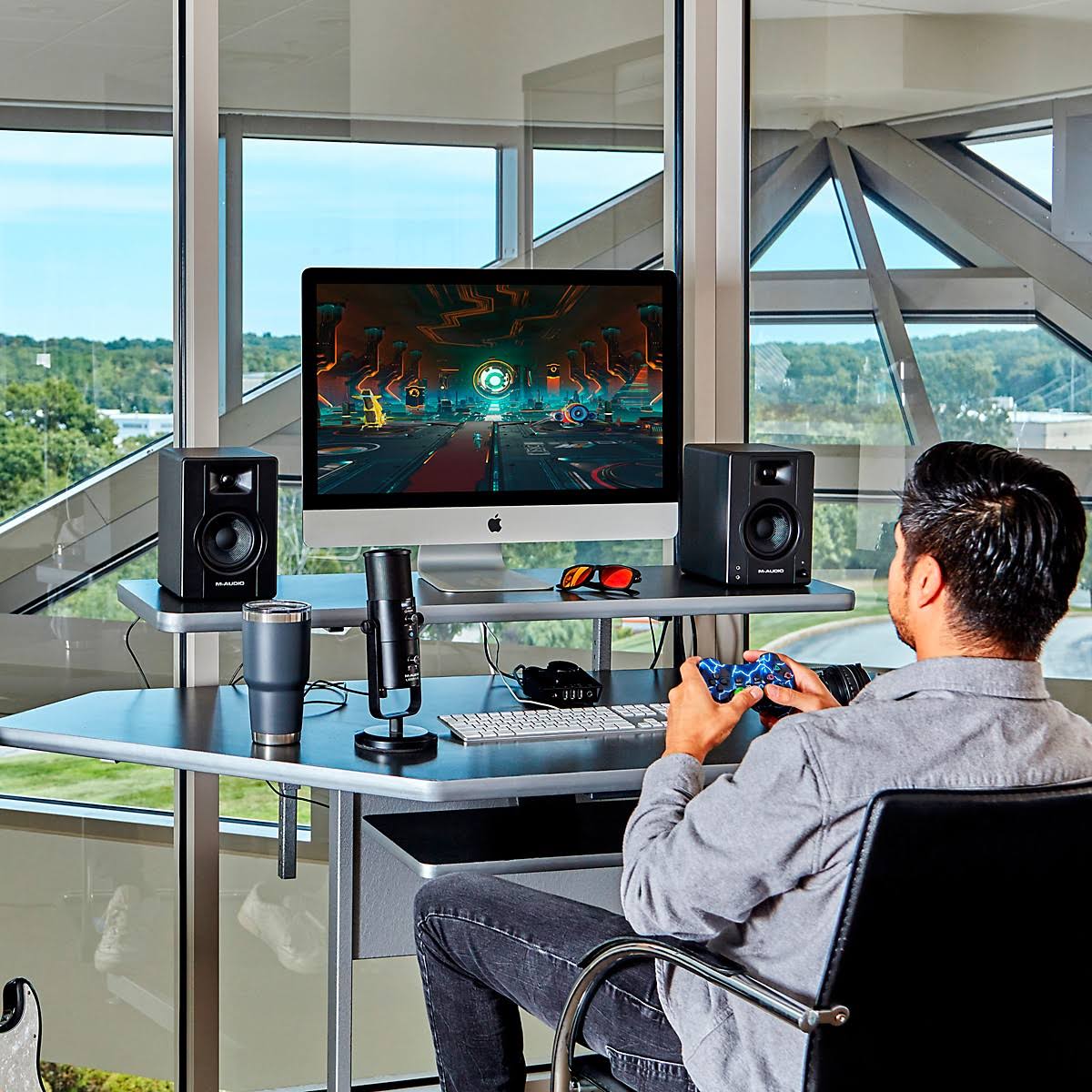 Powered Reference Studio Monitors, Pair K120295