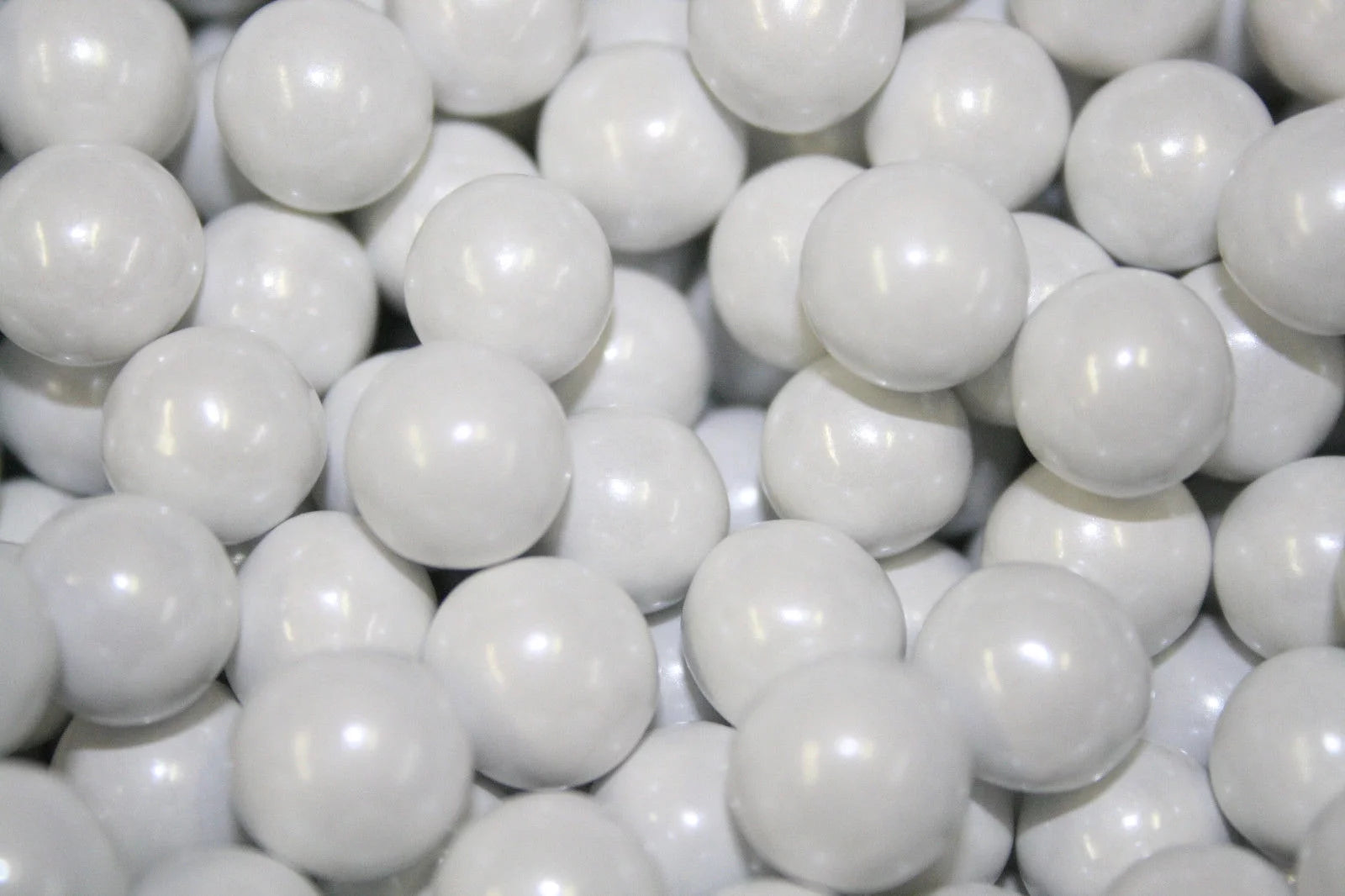 Shimmer White Candy M517373