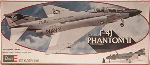 1/32 Scale F-4J Phantom II Model Kit O46401