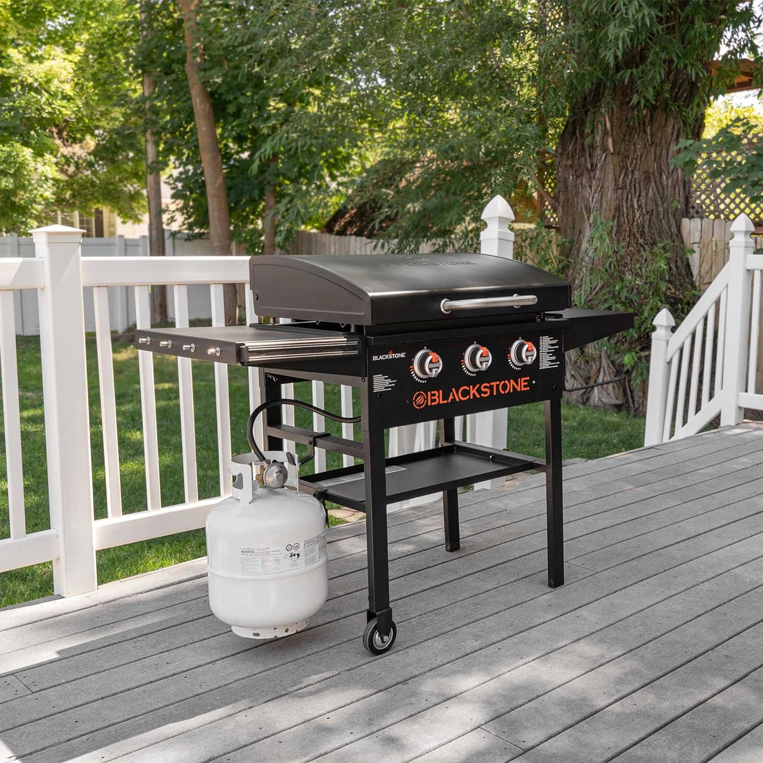 28 Inch Black Griddle with Hood 3-Burner Outdoor Flat Top Grill Z33789