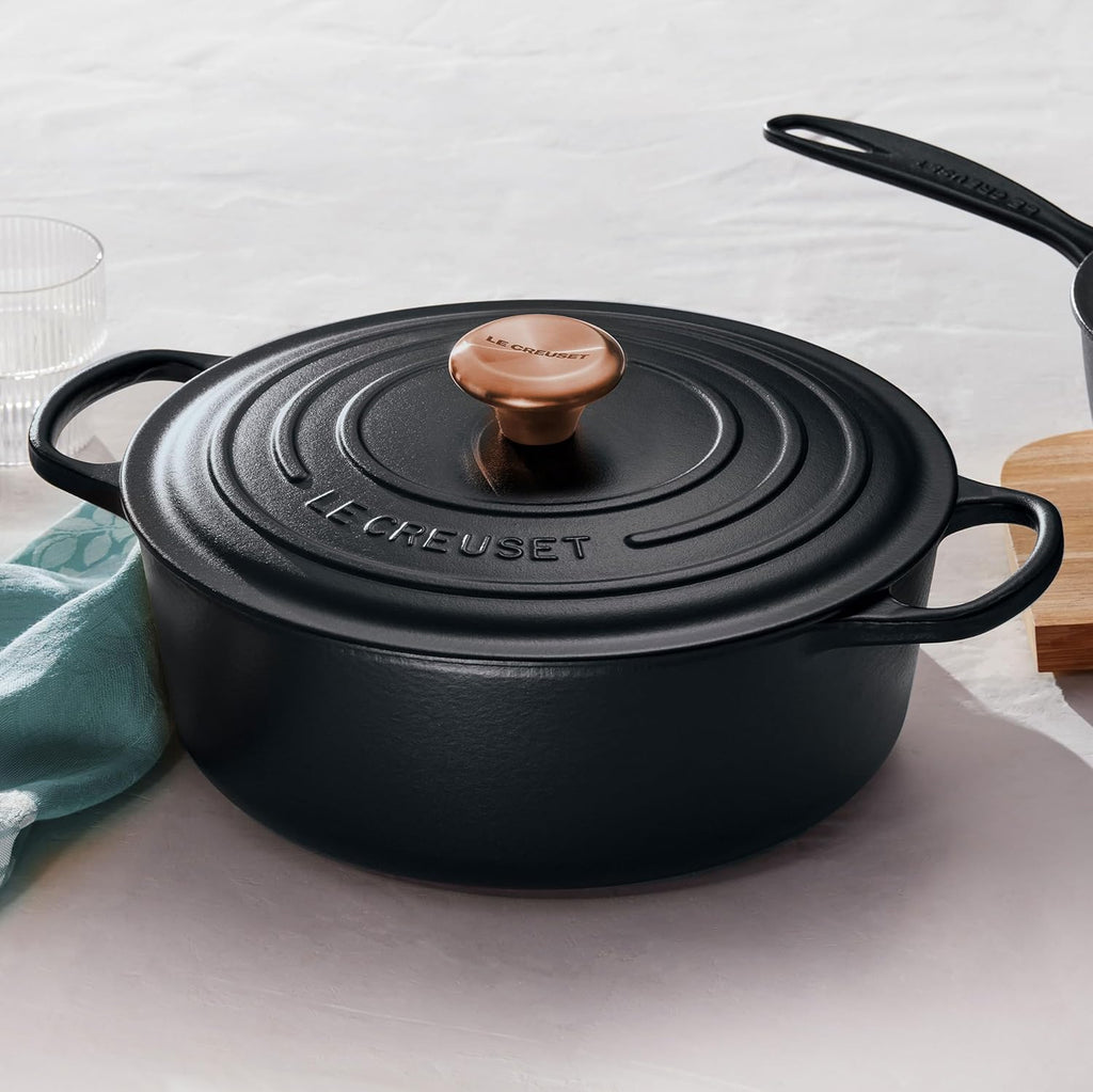 6.75-quart Round Wide Dutch Oven with Copper Knob W79724