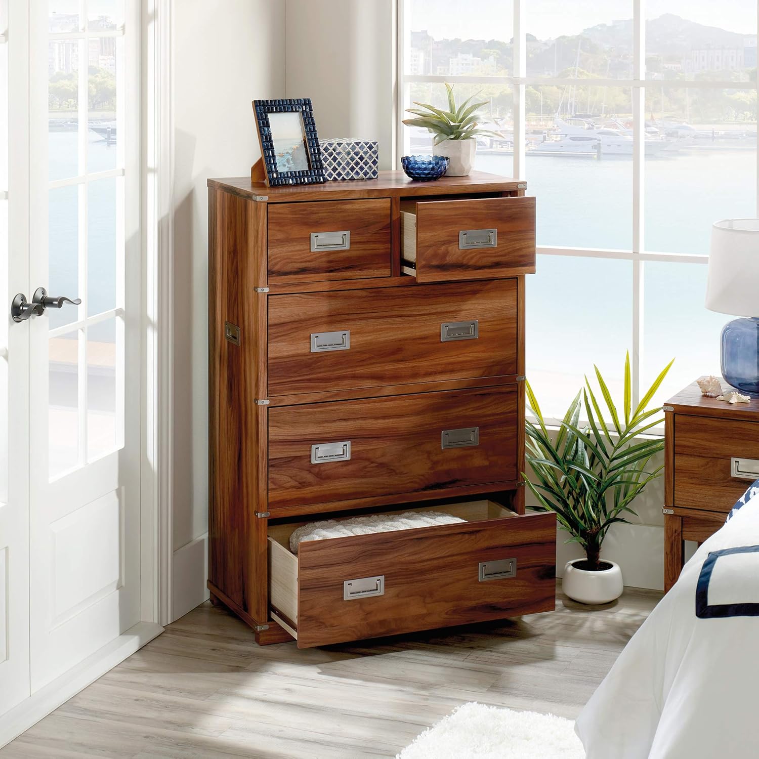 5-Drawer Dresser U97152