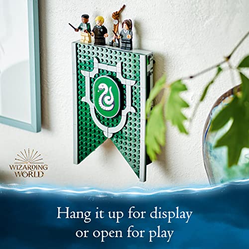 LEGO Harry Potter Slytherin House Banner Building Set 76410 with Draco Malfoy Minifigure A498