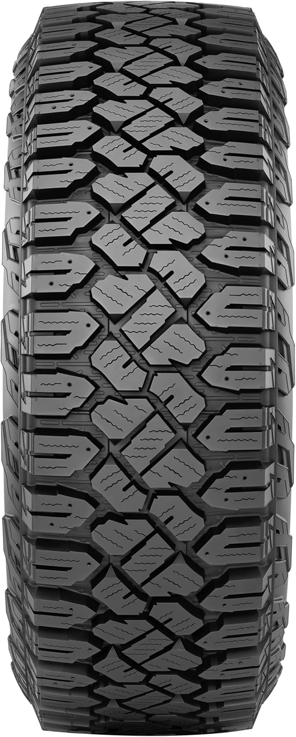 All Terrain LT285/70R17 Light Truck Tire F464