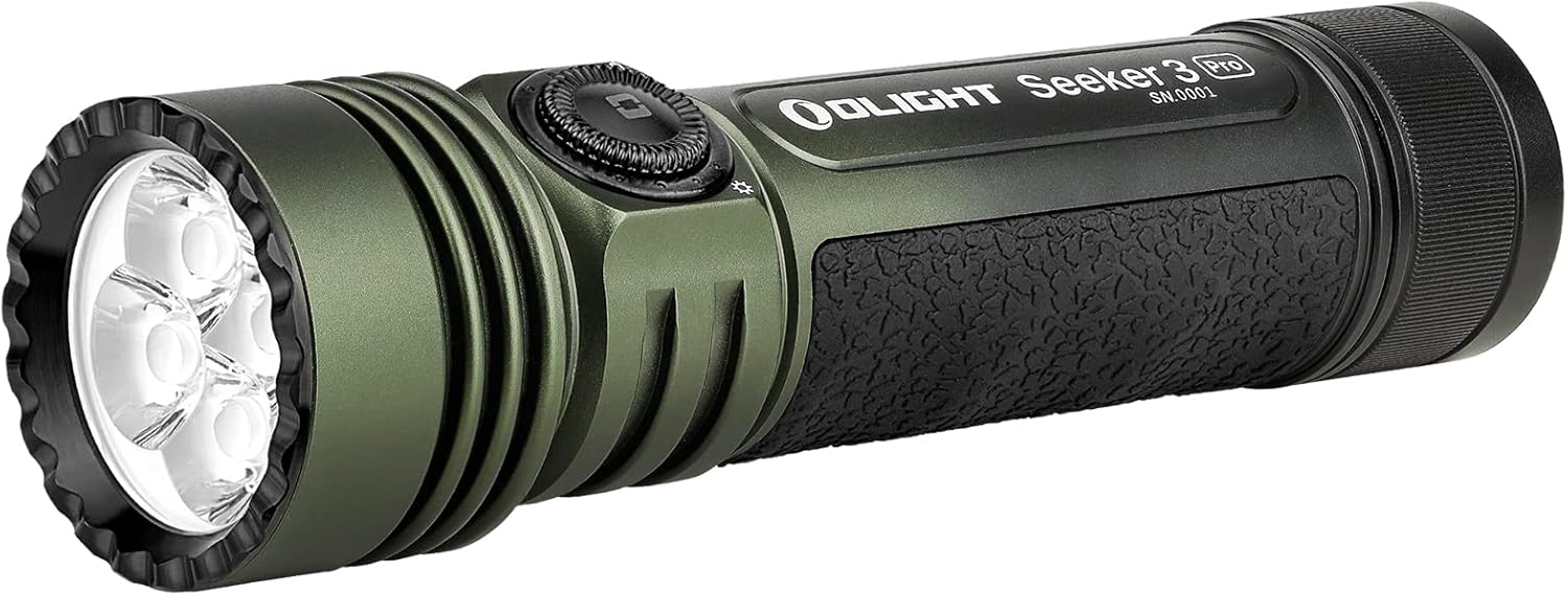 4200 Lumens Rechargeable Flashlight (Black) P687164
