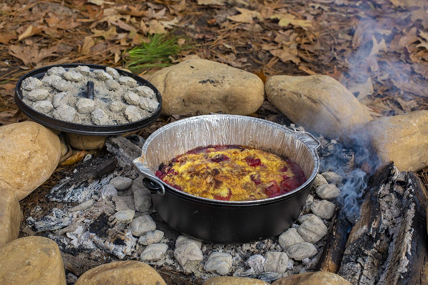 6 Quart Camp Dutch Oven with 12-Pack Aluminum Foil Liners B85285