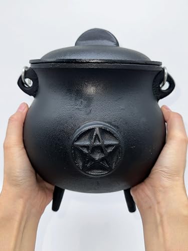 7.5" Diameter Cast Iron Cauldron with Lid and Handle A7284