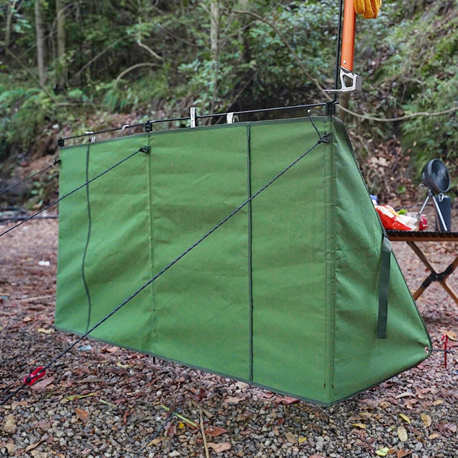 Folding Green Windproof Windscreen U2683