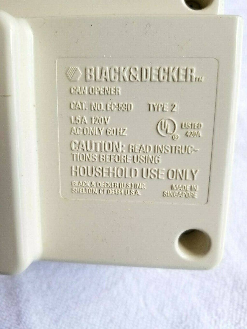 Black Electric Can Opener D551178
