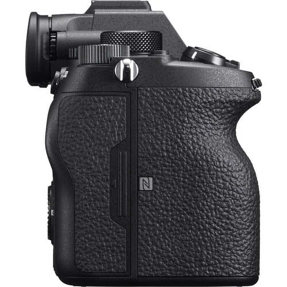 Mirrorless Camera with Case, 64 GIG Memory Card, Tripod, Photo Software Bundle I723181