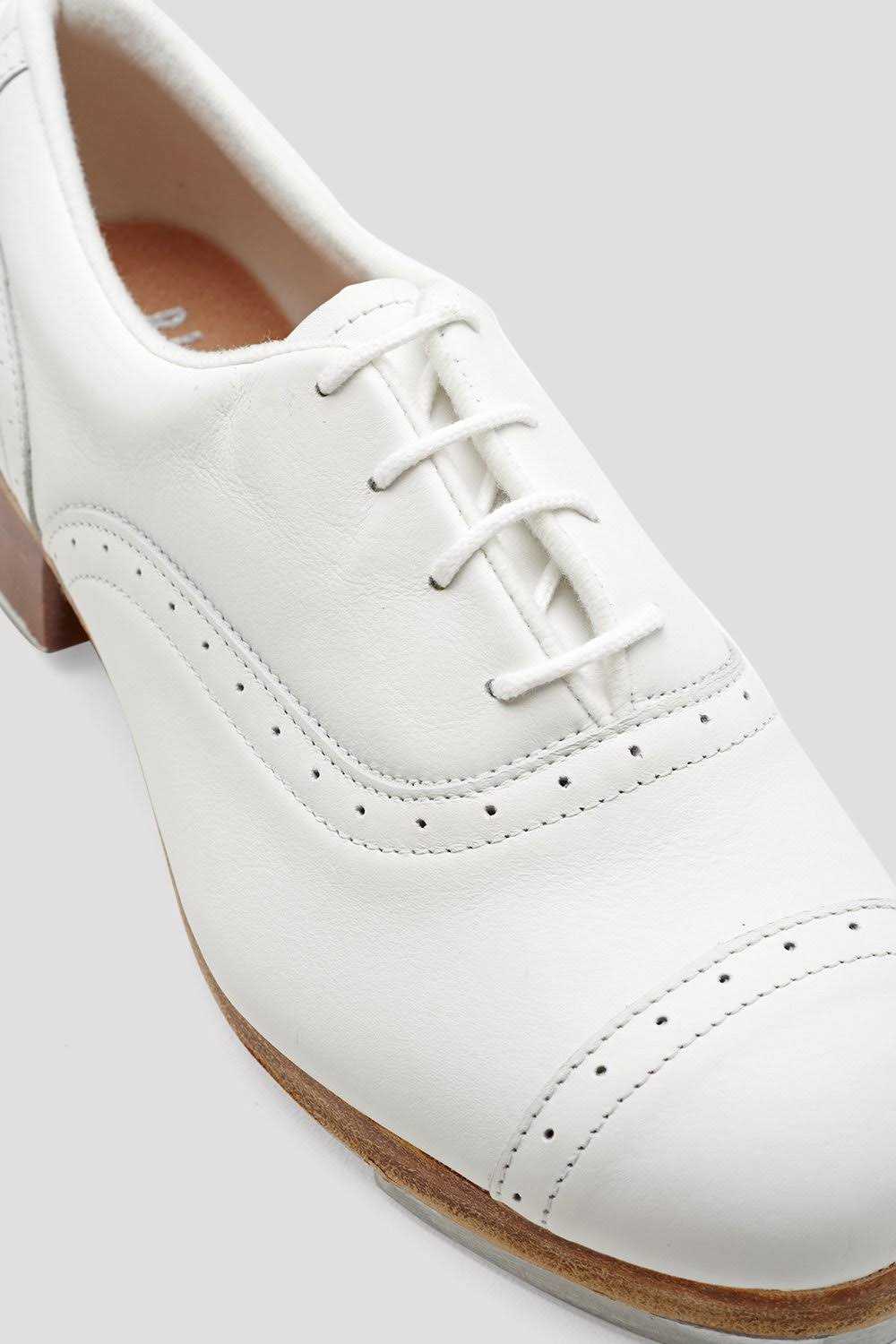 Tap Shoe D33982