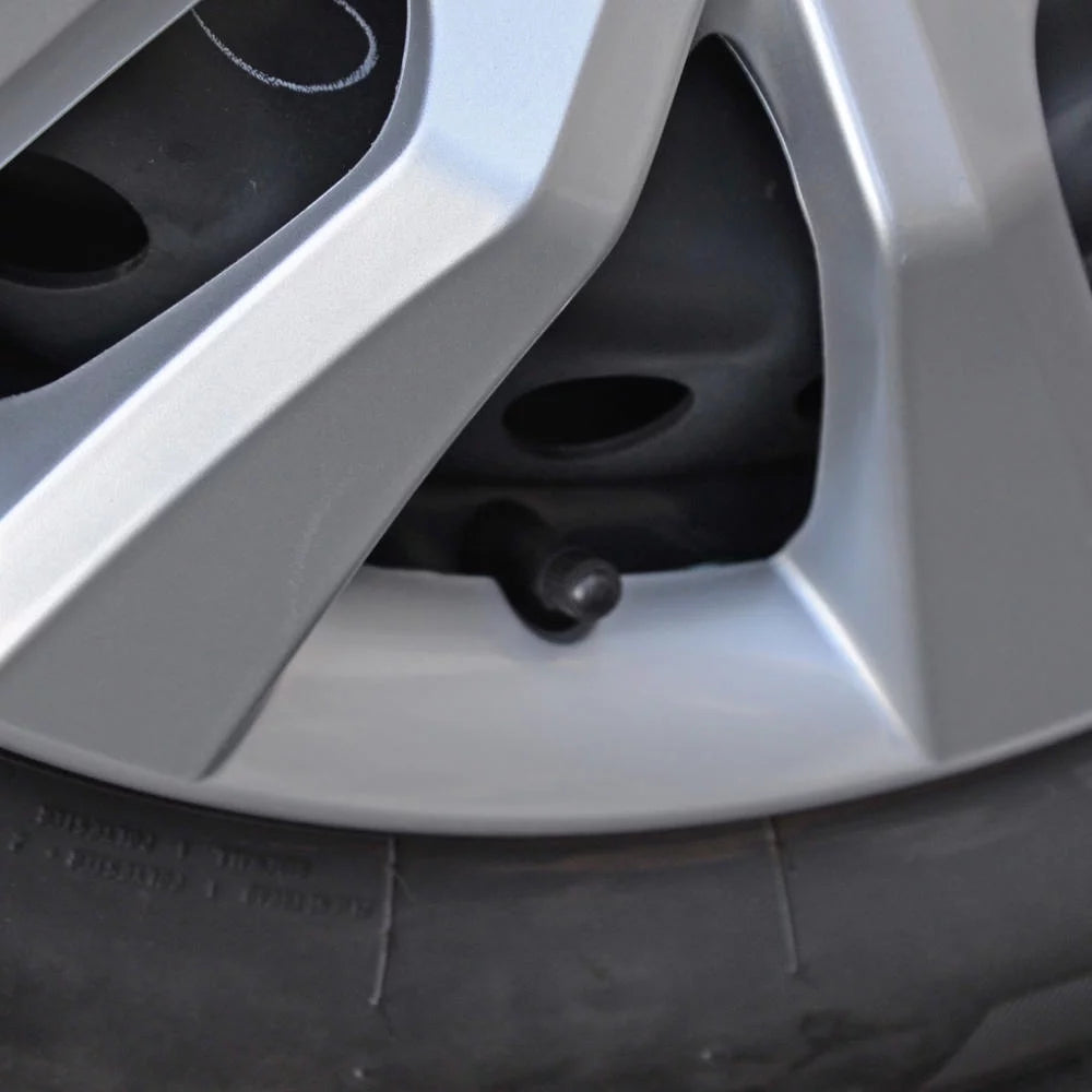 16 Inch Silver Replica Wheel Covers (4 Pieces) R6155