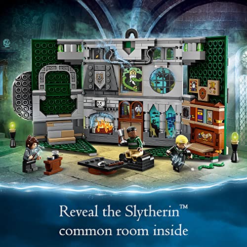 LEGO Harry Potter Slytherin House Banner Building Set 76410 with Draco Malfoy Minifigure A498