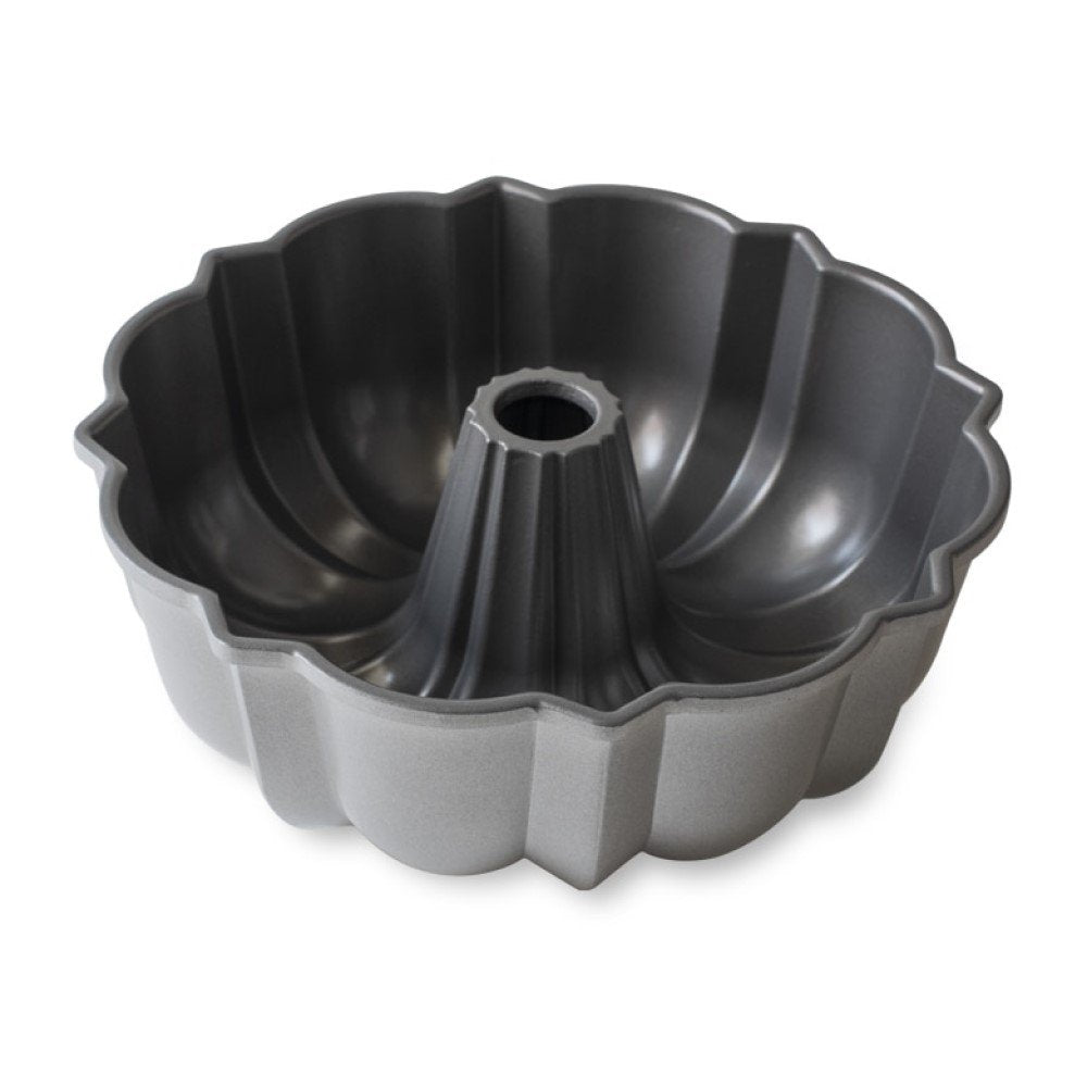 Sparkling Silver Bundt Pan H316