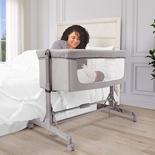 Dark Blue Portable Baby Bassinet with Breathable Mesh Panels S57912