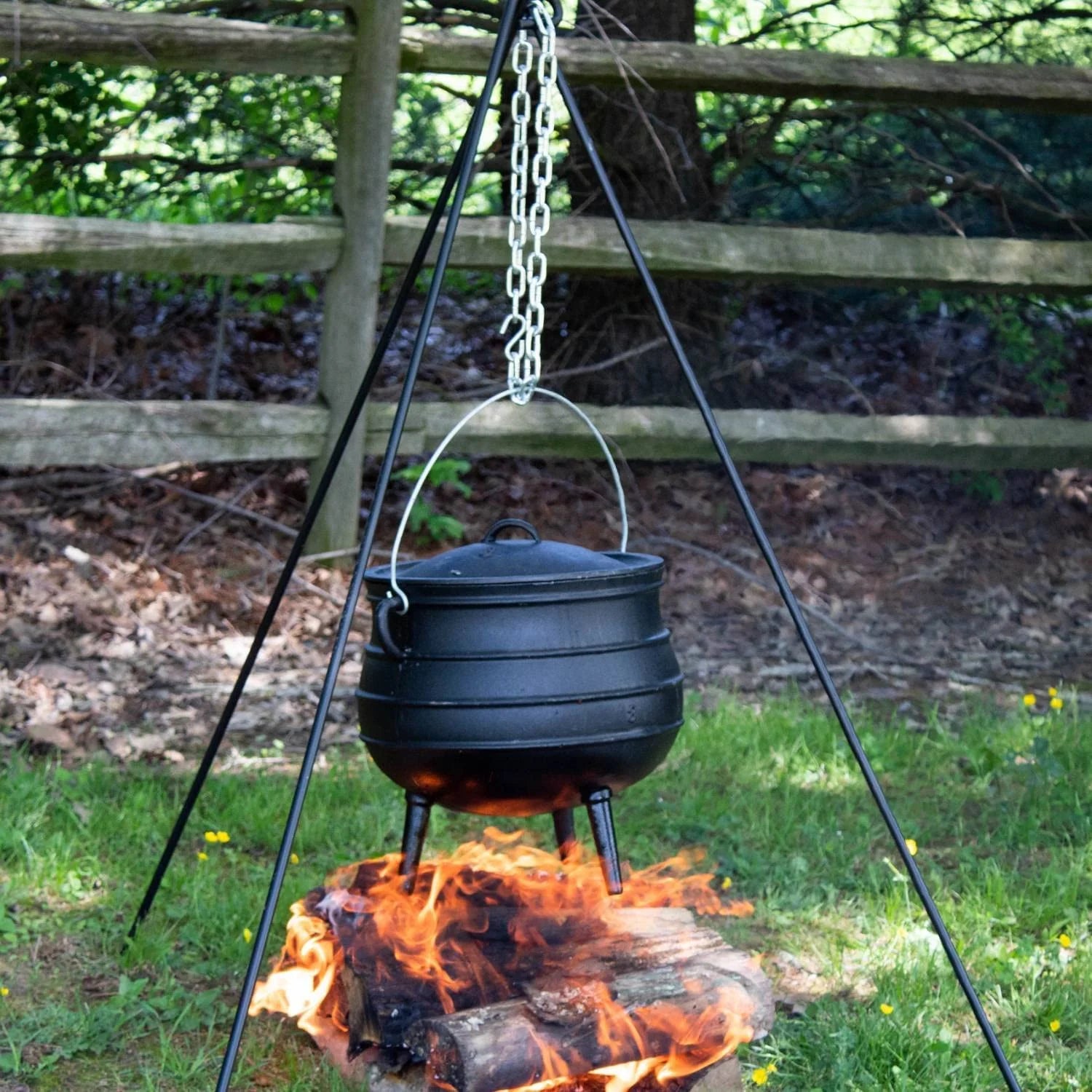 Cast Iron 3 Quart Dutch Oven with Lid V511251